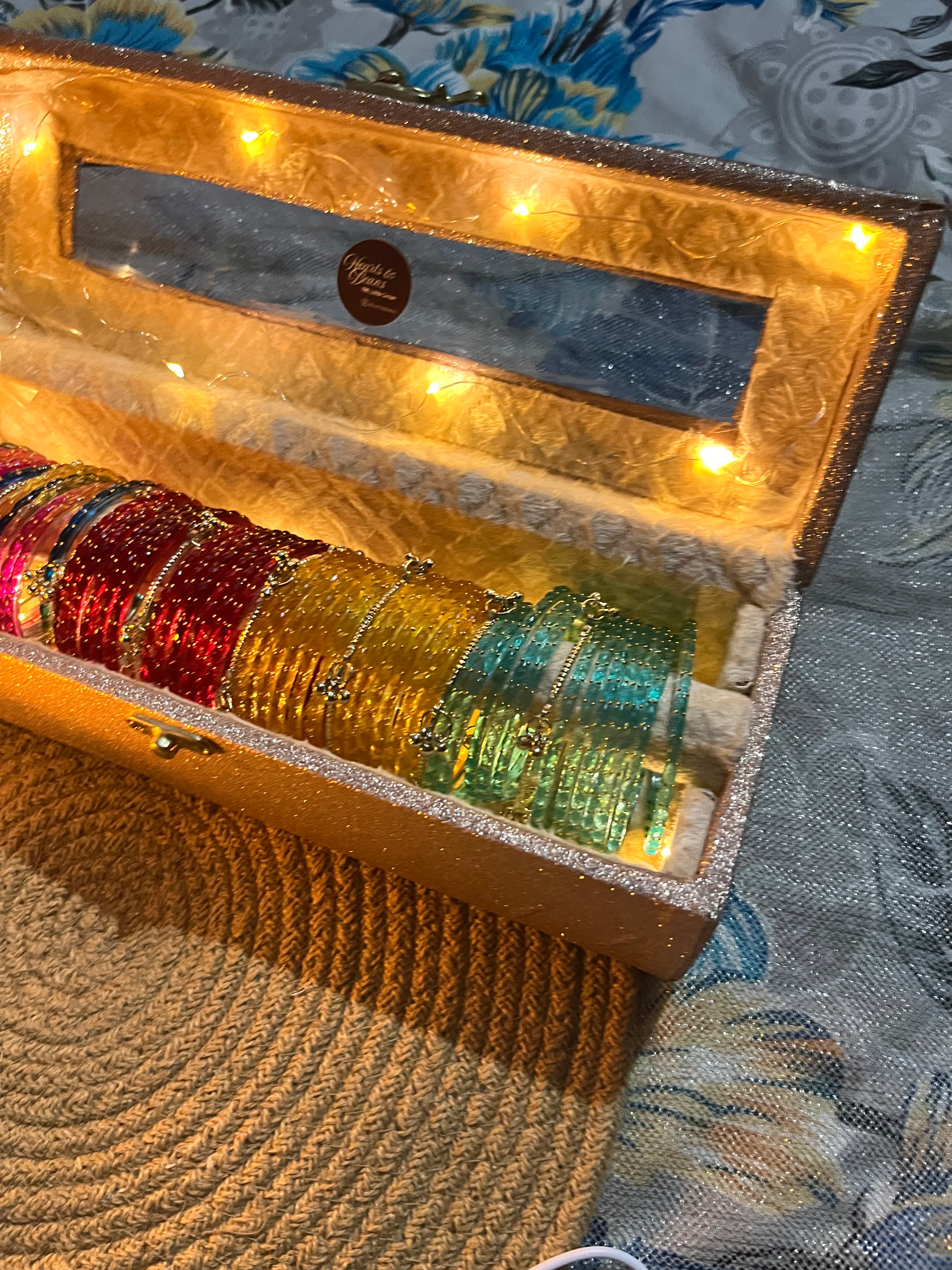 4 color bangle box with 8 ghungroo bangle 💐